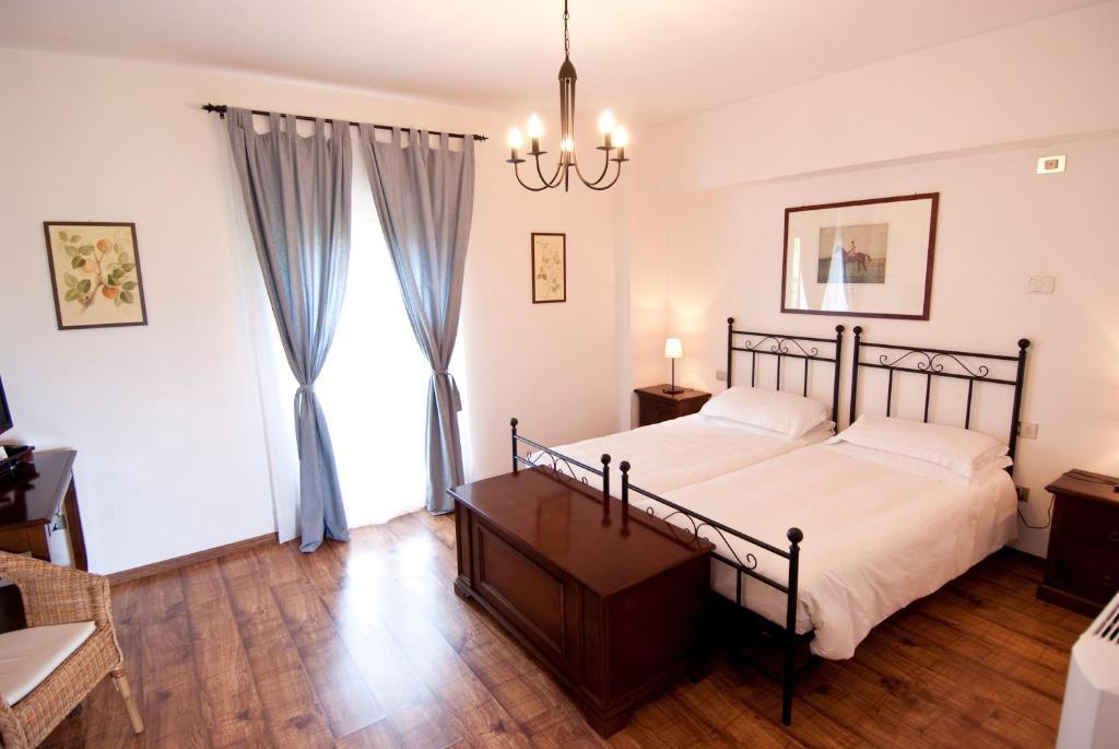 Agriturismo Villa Irelli Castellalto Zimmer foto